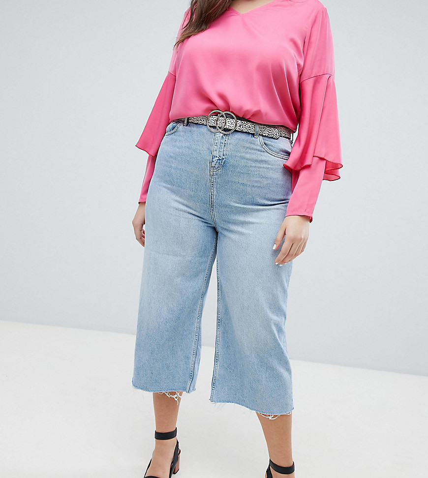 New Look Curve wide leg cropped jeans in blue - Blue
