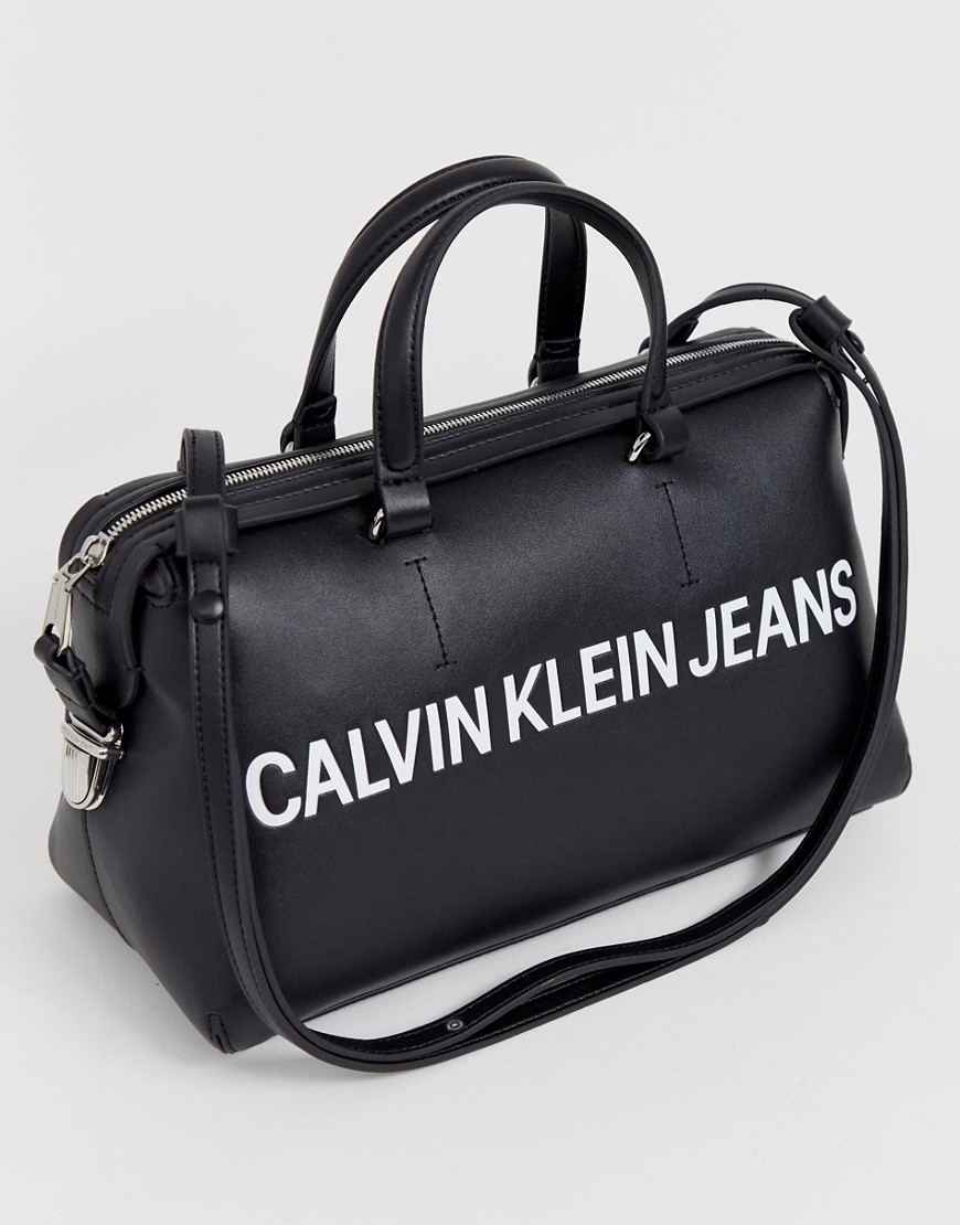 Calvin Klein Jeans barrel bag with logo