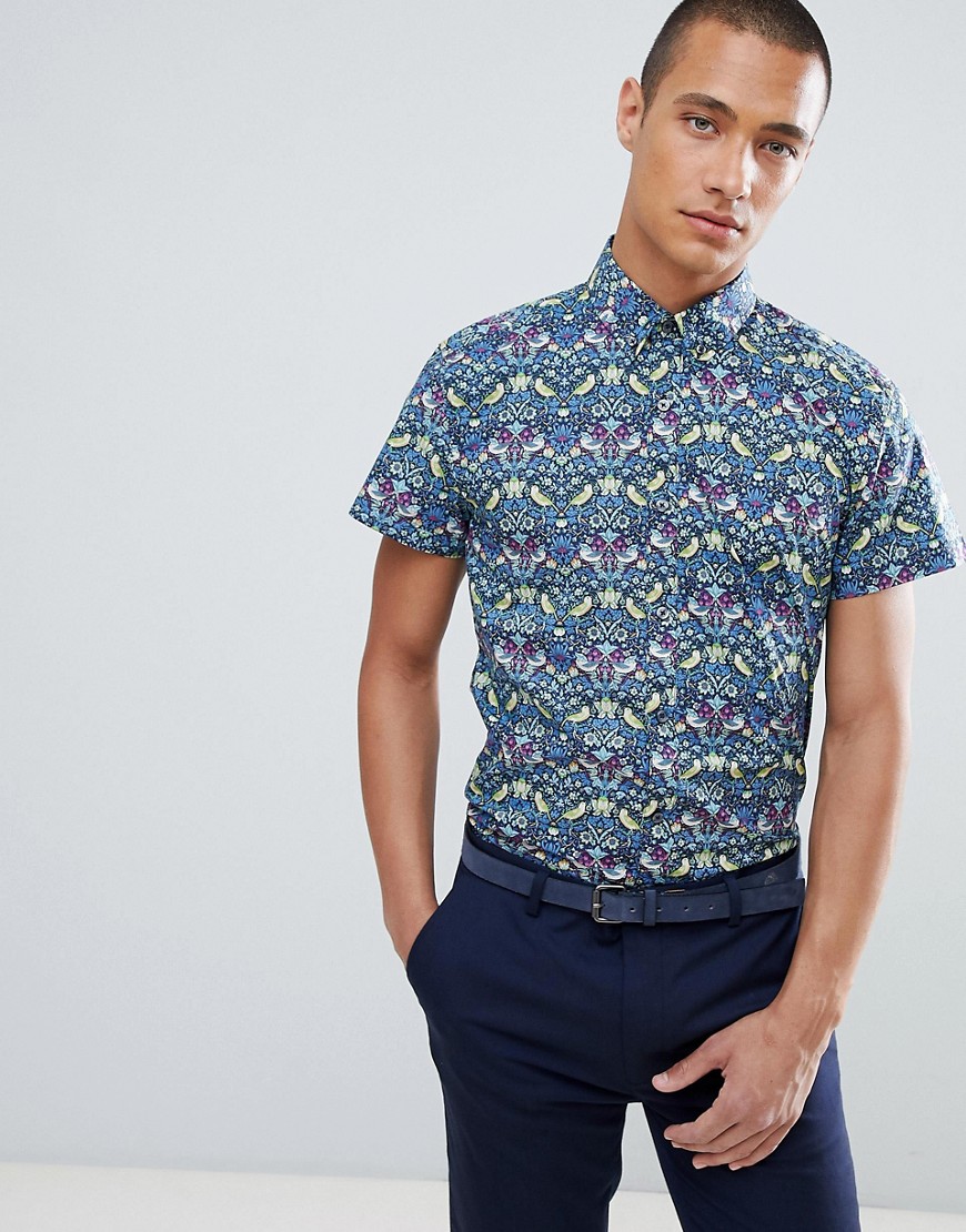 Clean Cut Small Forest Print Slim Fit Short Sleeve Shirt