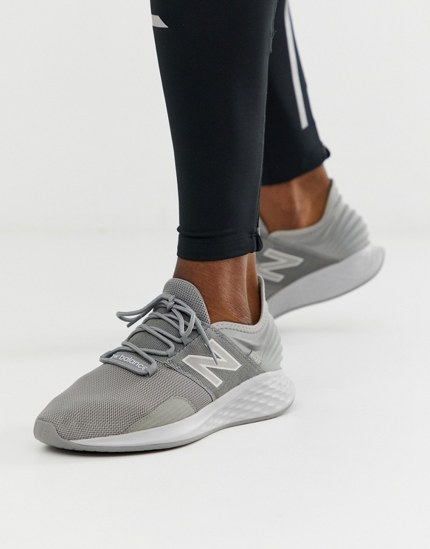 New Balance Running Roav Sneakers In Gray