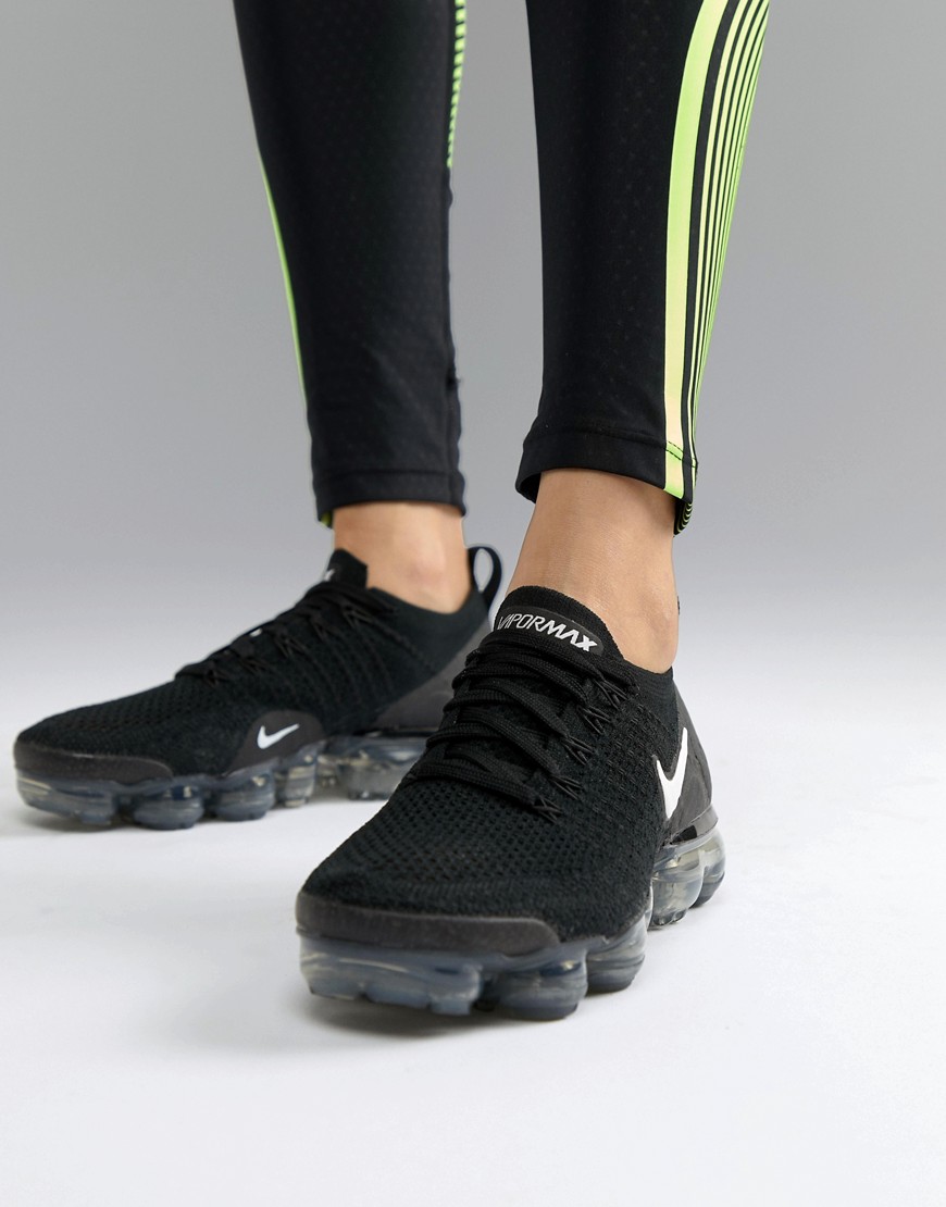 Nike Air Vapormax Flyknit Trainers In Black - Black