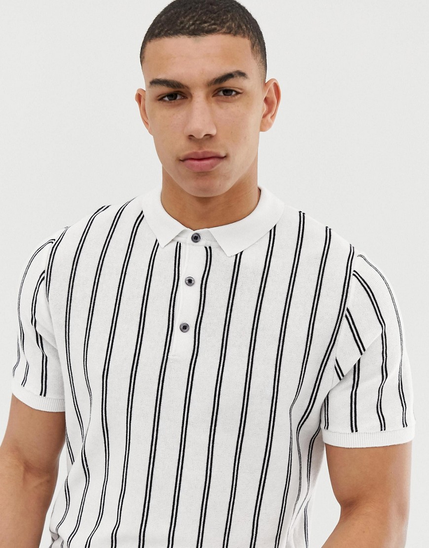 New Look knitted polo shirt with vertical stripes in white