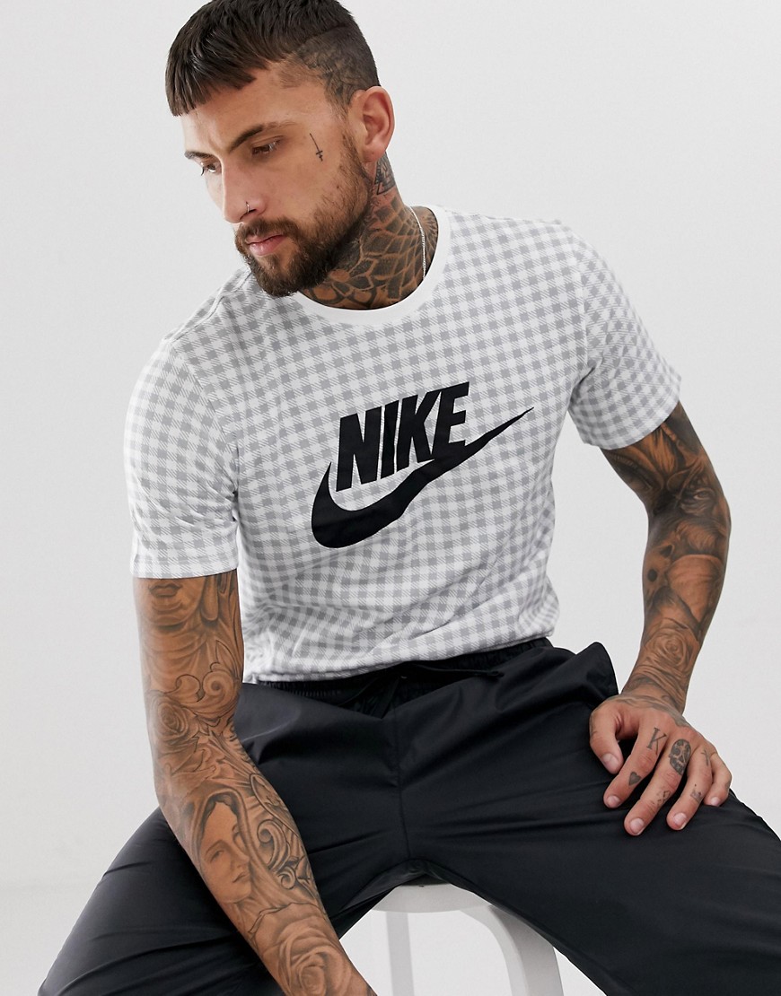 Nike T-Shirt With Gingham Check In White BQ1191-100