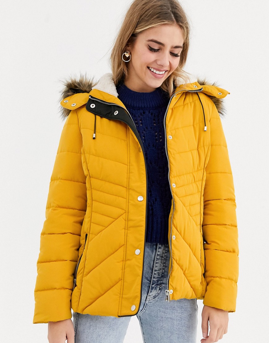 New Look fitted puffer jacket in yellow