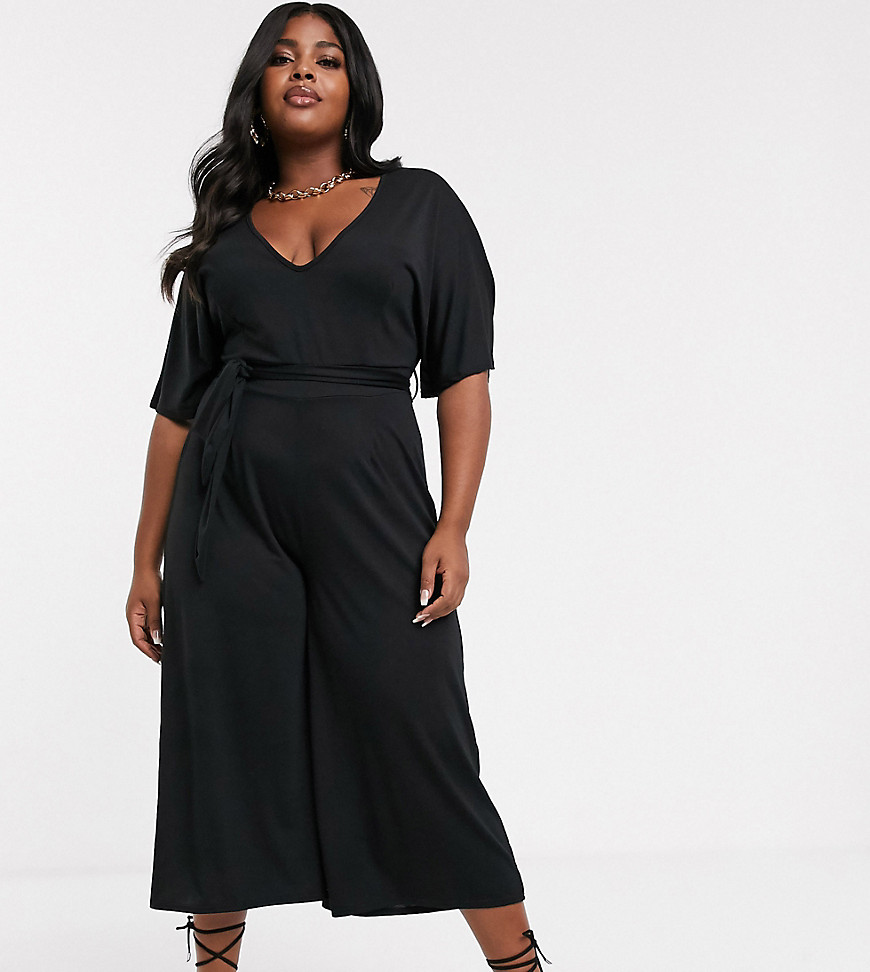 PrettyLittleThing Plus culotte jumpsuit with belted waist in black