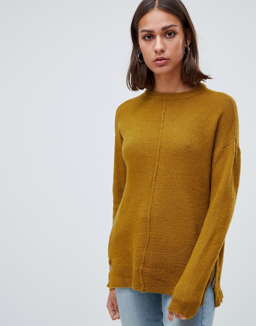 b.Young round neck jumper - Plantation