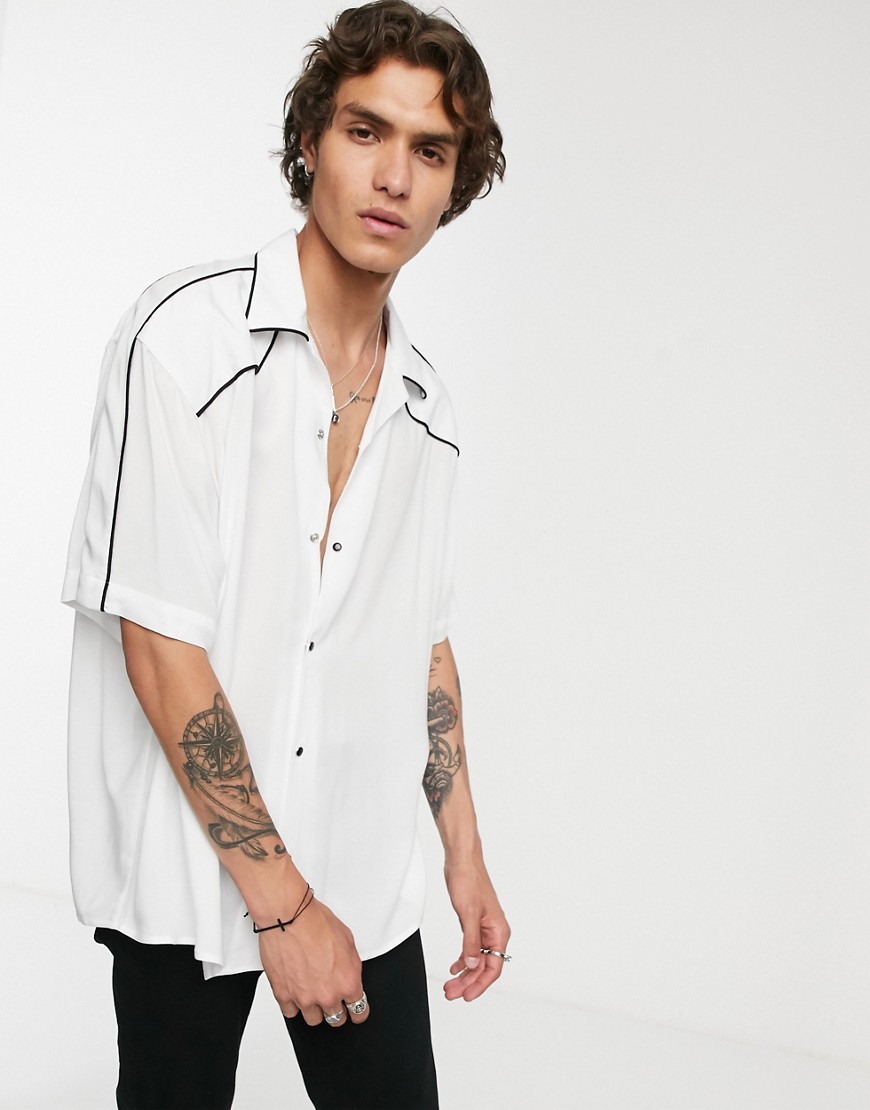 Heart & Dagger shirt in white viscose with contrast black binding