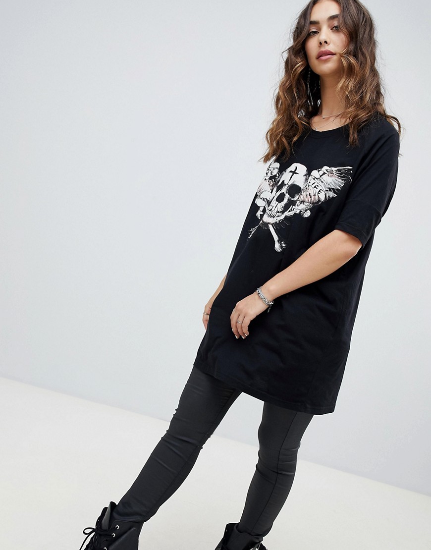 Religion drapey t-shirt with skull graphic