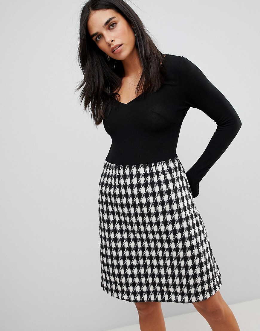 Traffic People 2-In-1 Midi Dress With Checked Skirt - Black