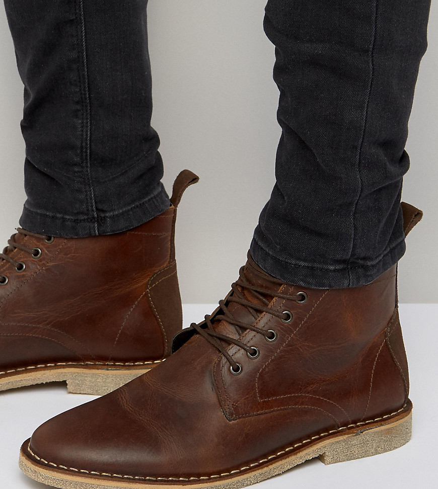 ASOS DESIGN Wide Fit desert chukka boots in tan leather with suede detail
