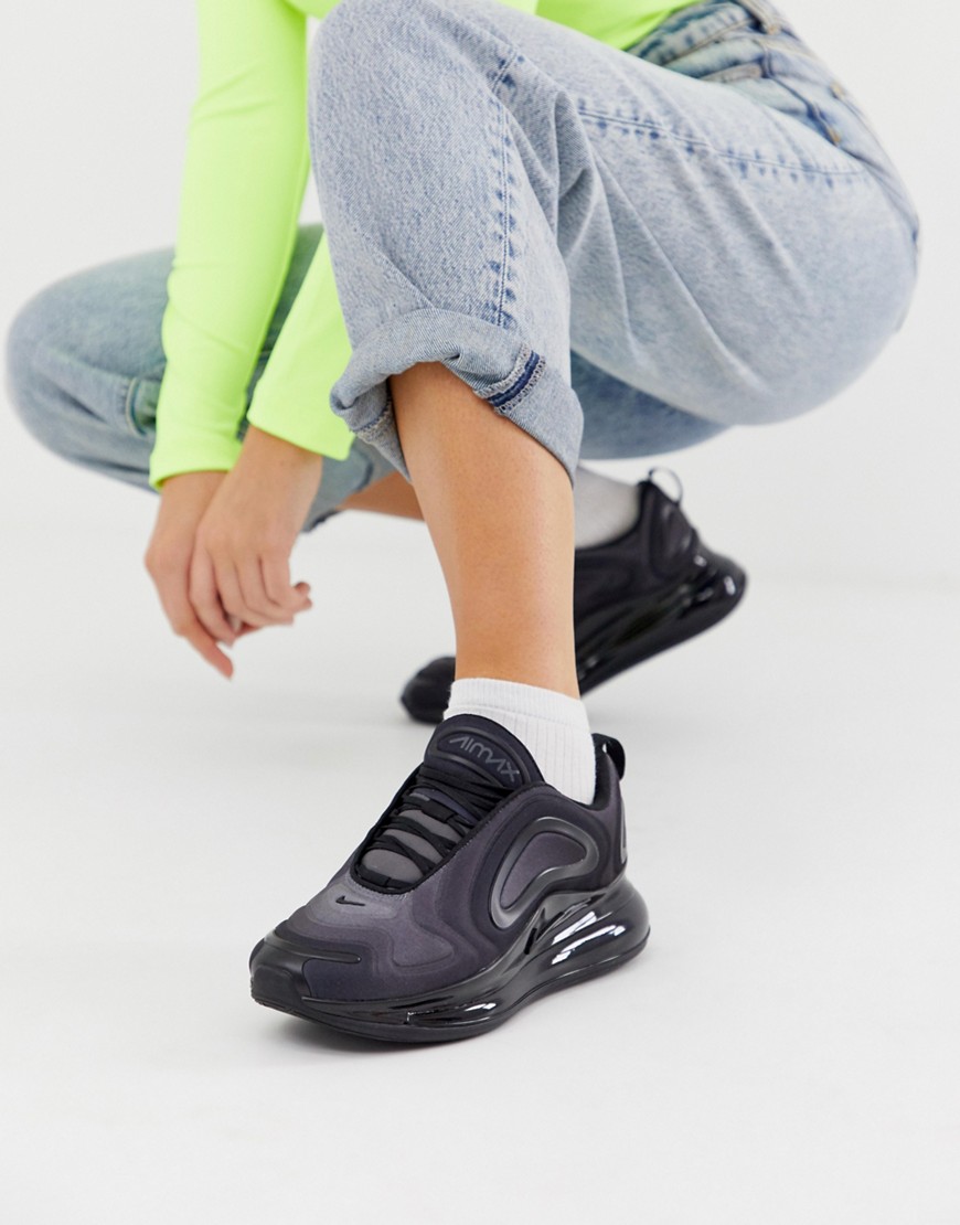 Nike Air Max 720 trainers in black
