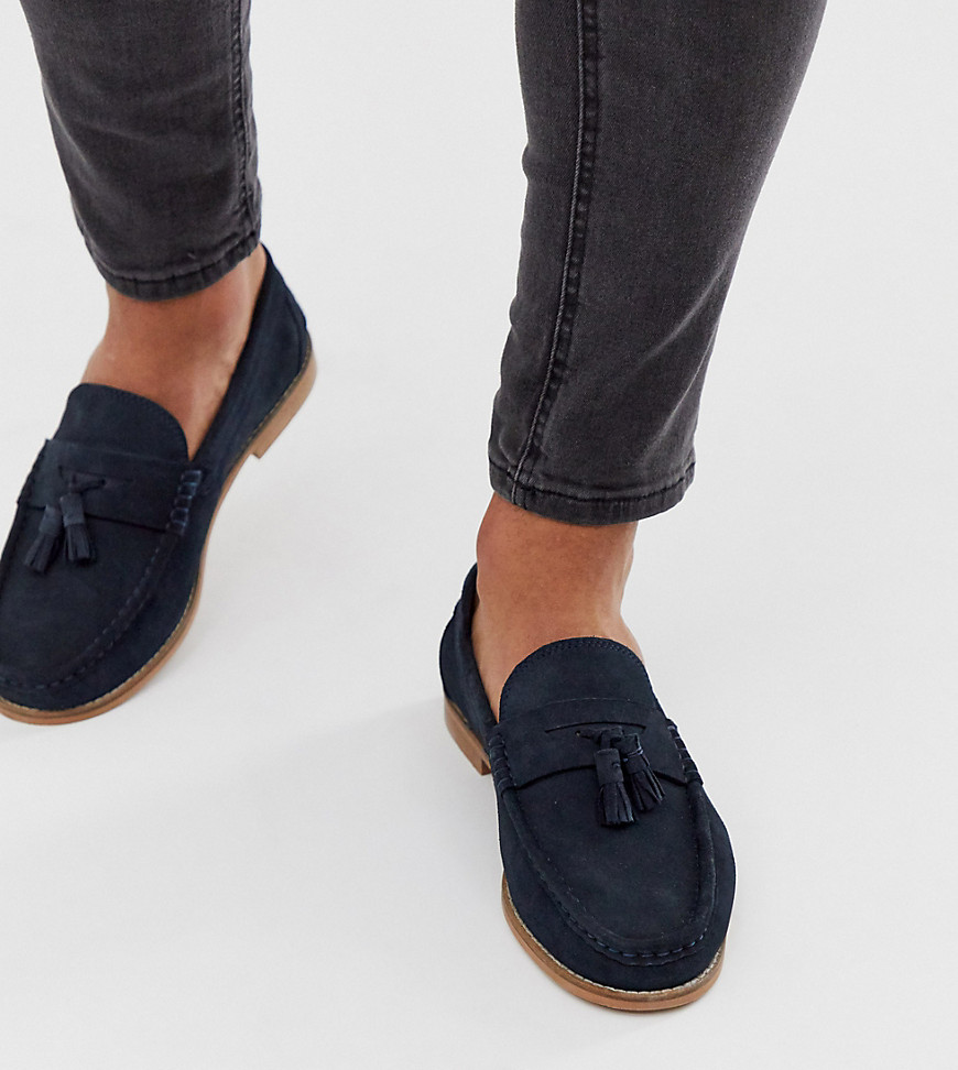 ASOS DESIGN Wide Fit tassel loafers in navy suede with natural sole