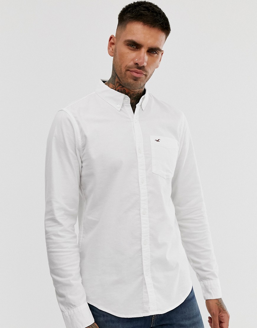 Hollister icon logo pocket slim fit oxford shirt in white