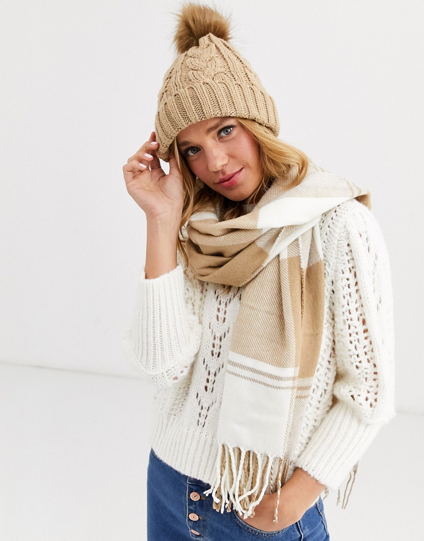 New Look cable knit faux fur bobble hat in camel