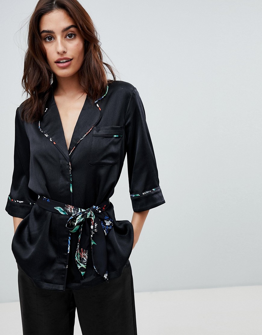 Stylestalker Avalon Rever Collar Shirt With Floral Print Belt-black
