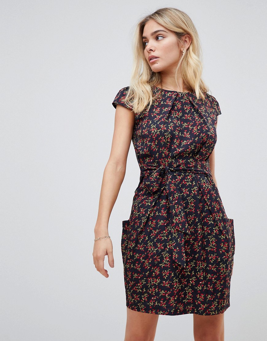 QED London floral print tulip dress with pockets