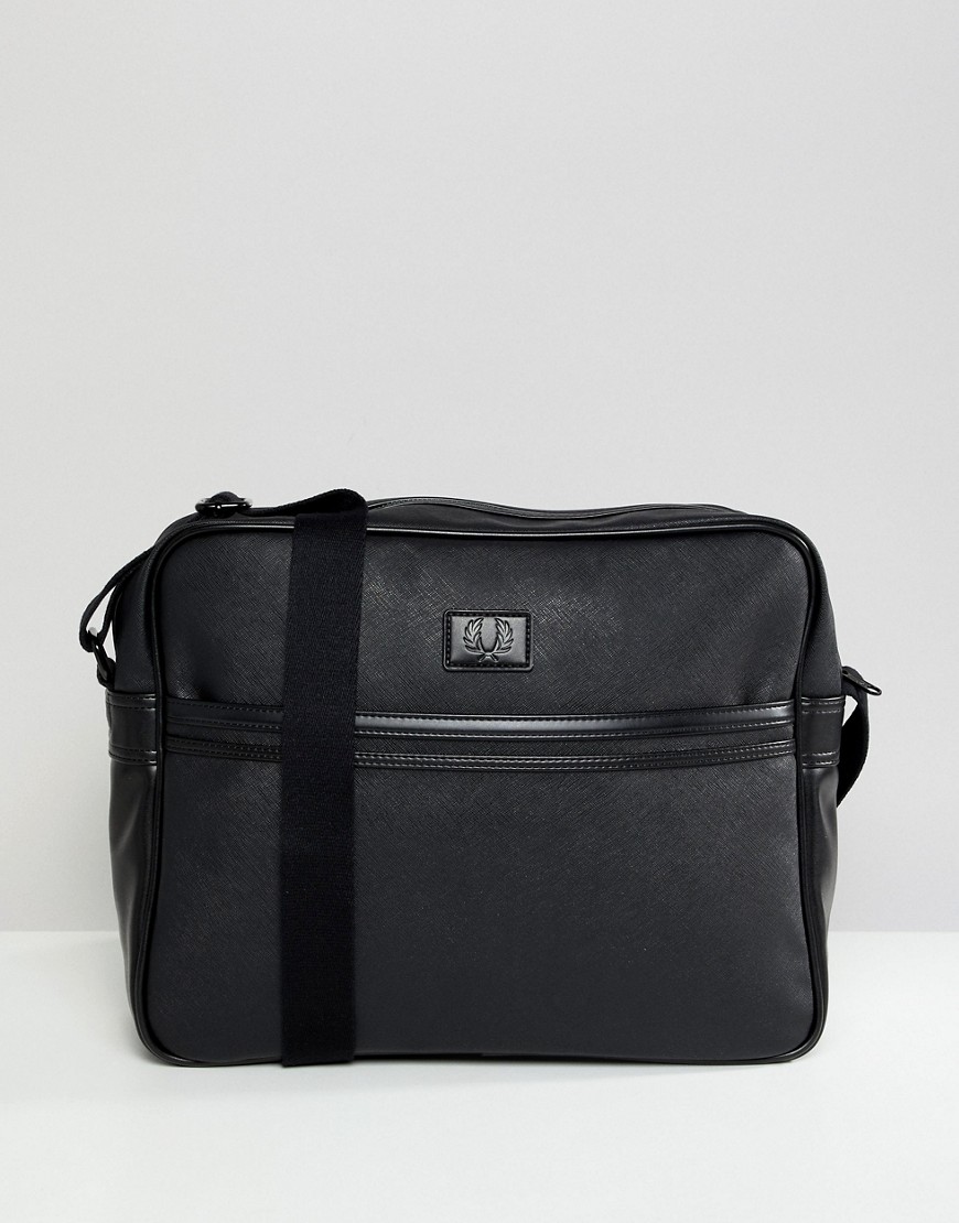 Fred Perry Saffiano shoulder bag in black - Black