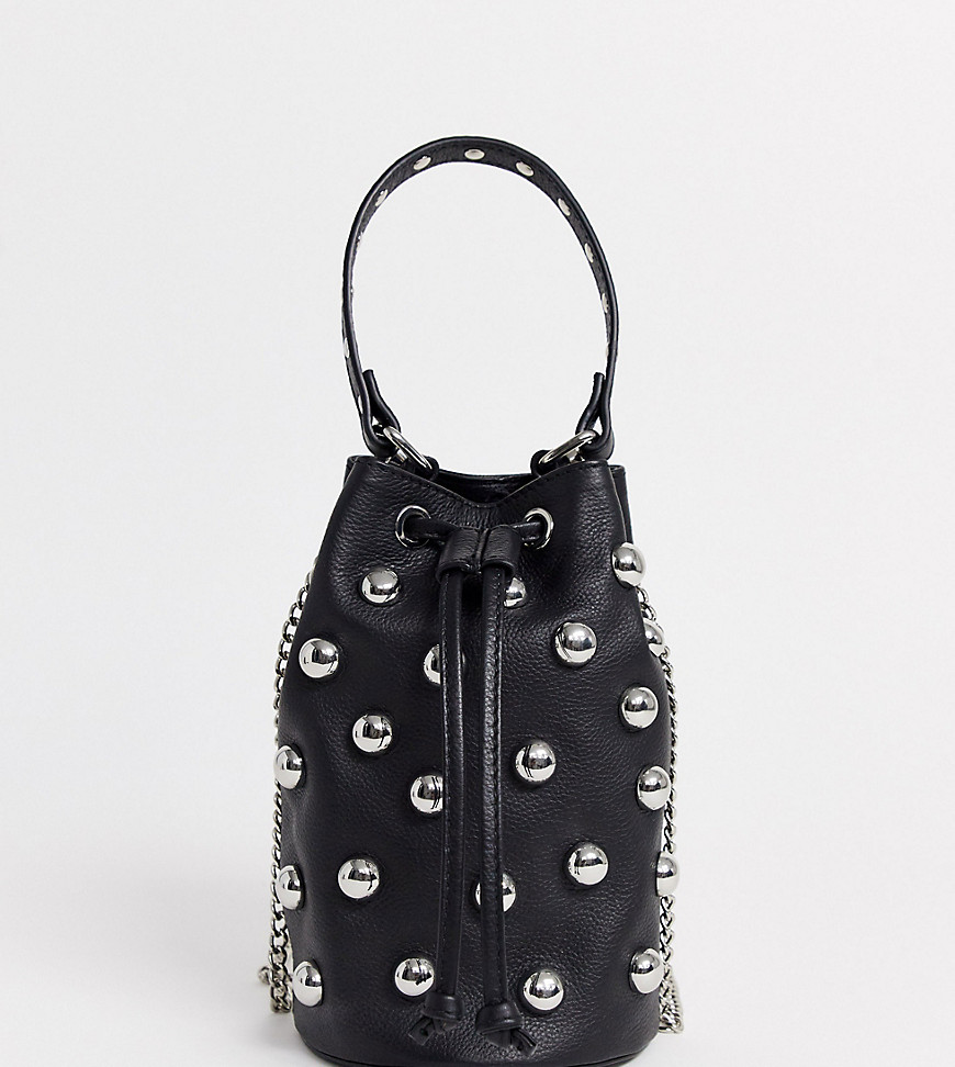 Nunoo Mette Stud Bag with Chain in Black Leather