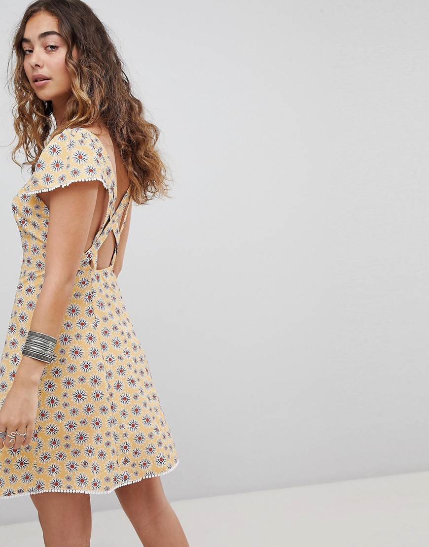 Kiss The Sky Cross Back Button Front Tea Dress In Ditsy Floral - Pale mustard