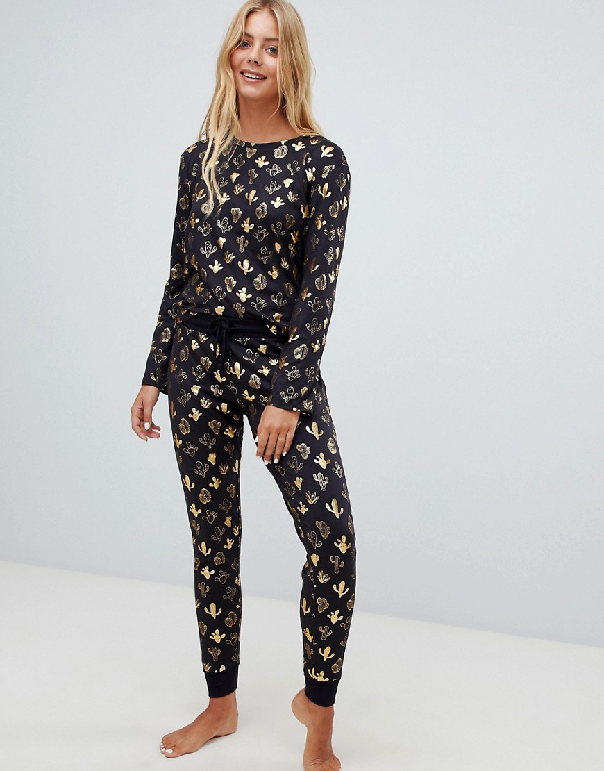 Chelsea Peers foiled cactus pyjama set - Black
