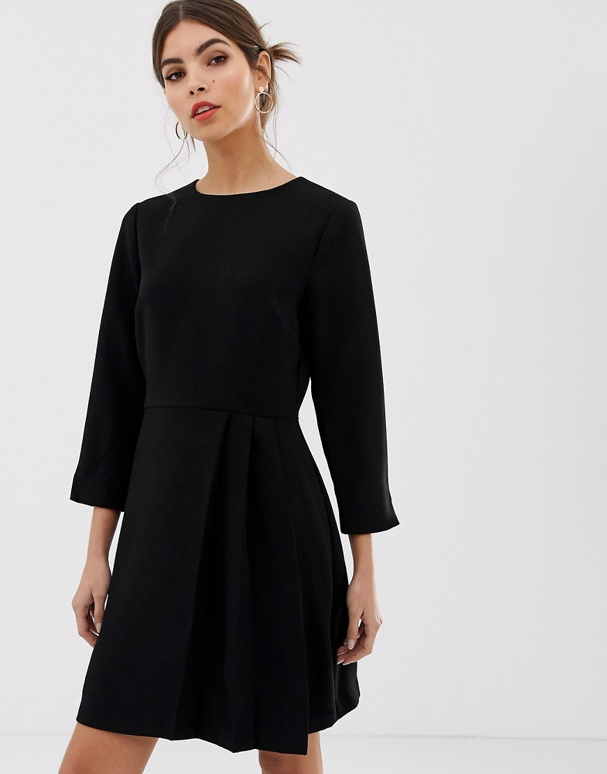 Warehouse shift dress with pleat detail in black