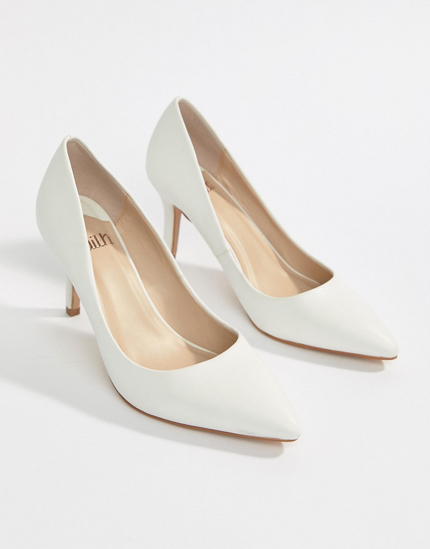 Faith Chariot Heeled Court Shoes in white