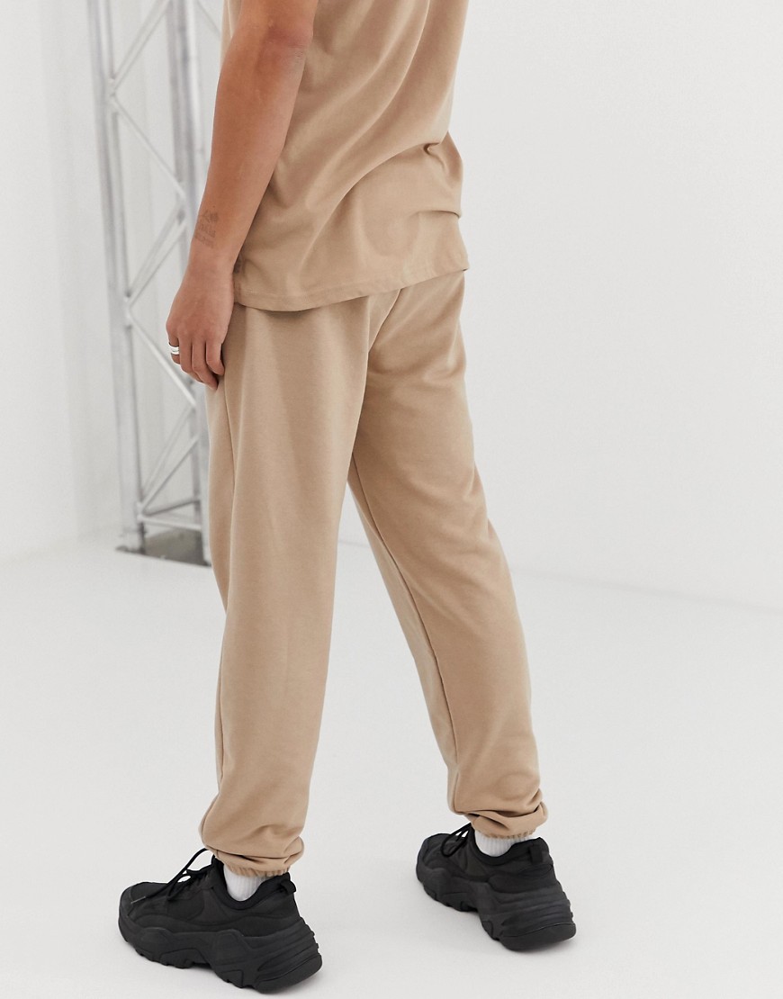 https://images.asos-media.com/inv/media/5/6/7/2/11580277/image2xxl.jpg