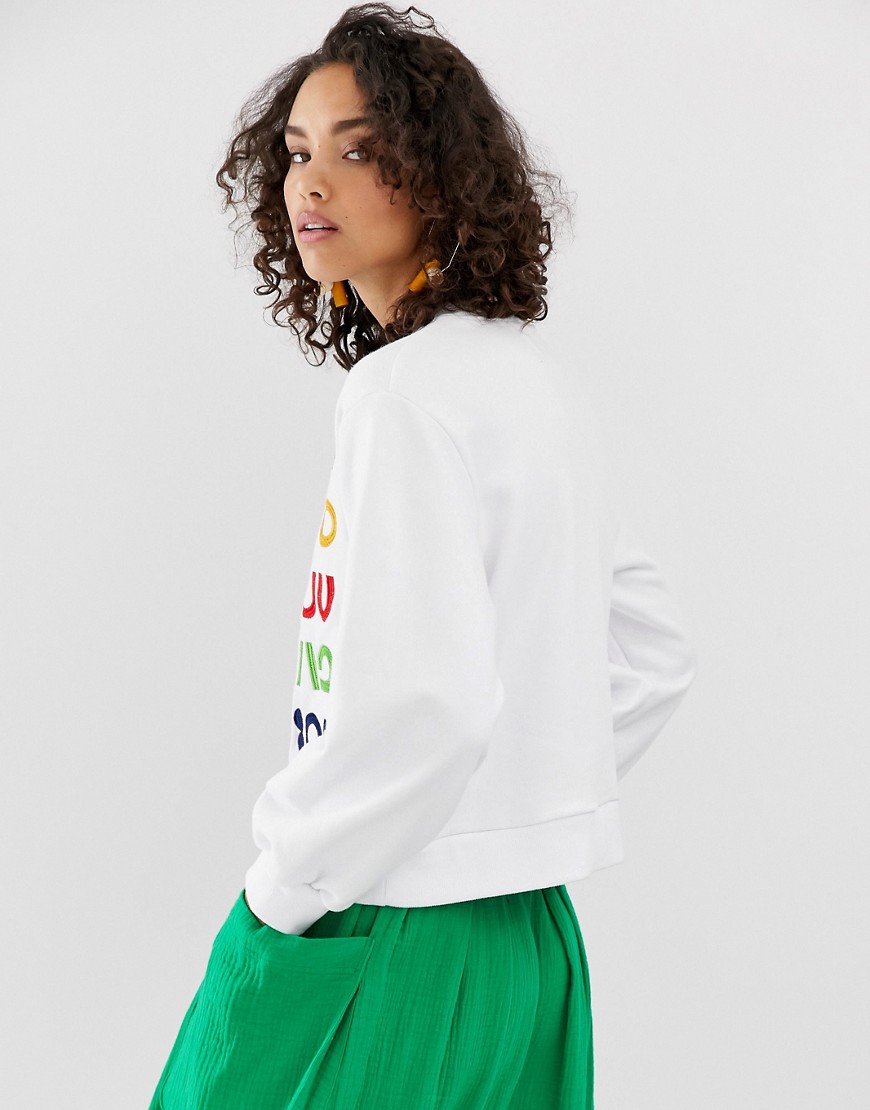 https://images.asos-media.com/inv/media/5/6/7/2/11580463/image2xxl.jpg