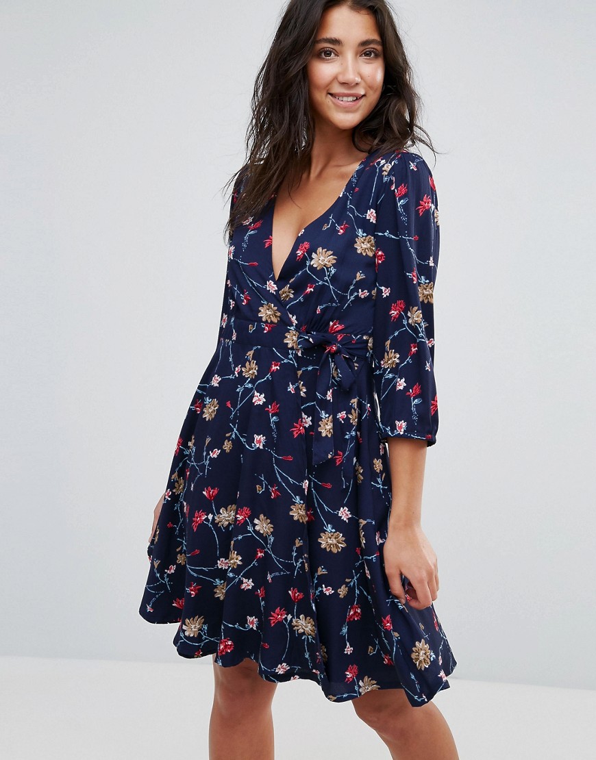 Yumi Wrap Front Dress In Floral Print - Navy