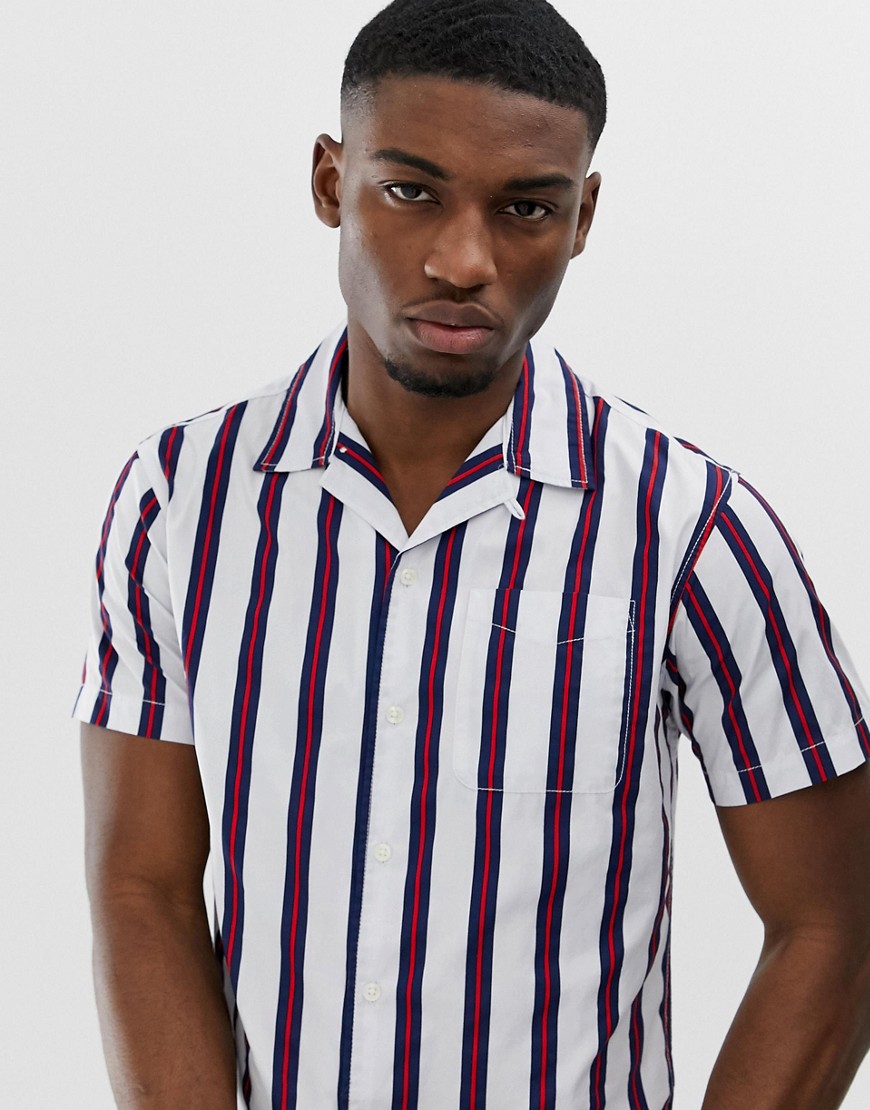 Jack & Jones Originals short sleeve revere collar shirt with vertical stripe