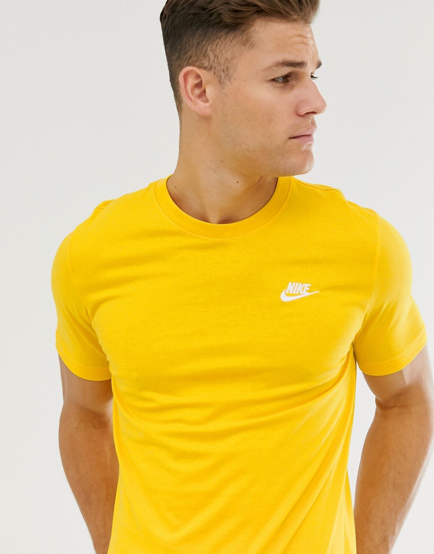 Nike Club Logo T-Shirt in Yellow