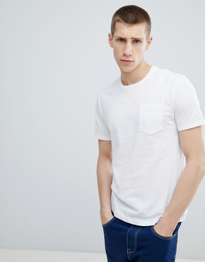 United Colors Of Benetton Pocket T-Shirt In White
