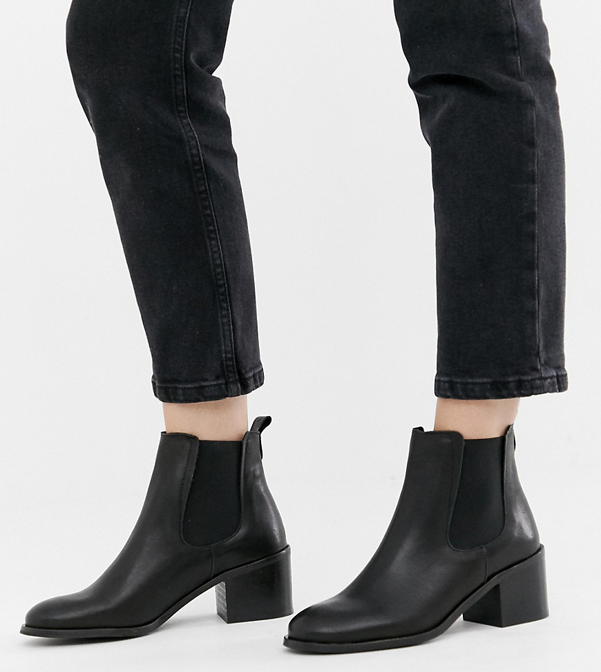 Depp wide fit leather heeled chelsea boots