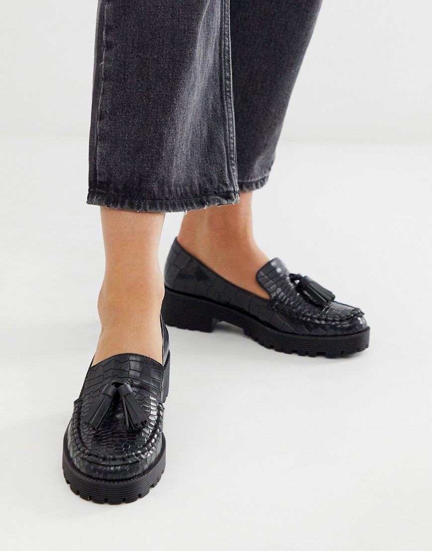 London Rebel chunky tassel loafers in black croc