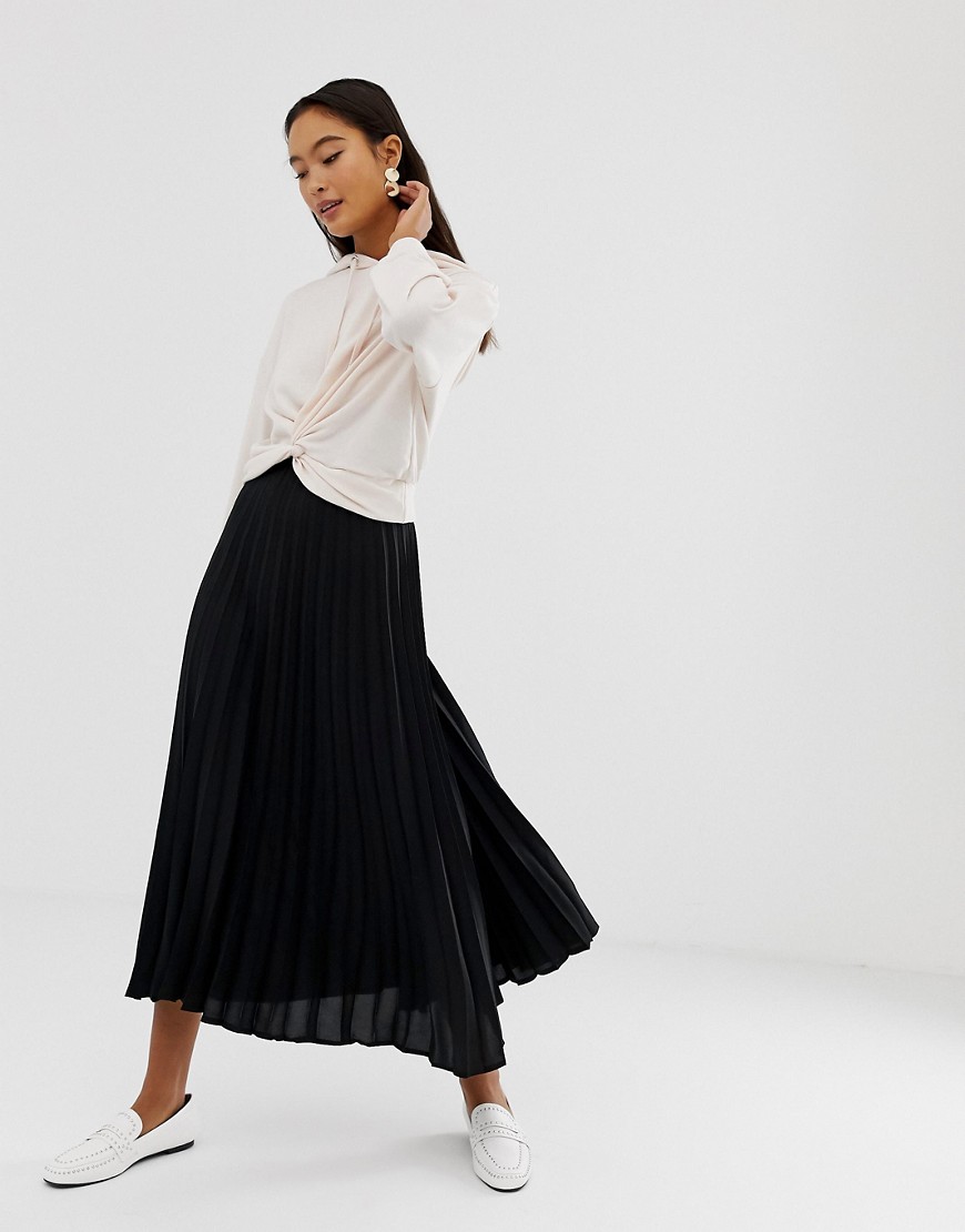 New Look pleated midi skirt in black