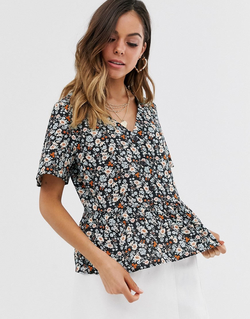 New Look button down peplum top in floral print