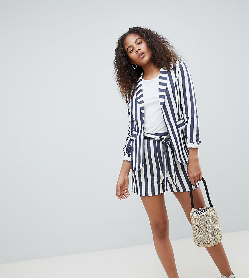 Glamorous Tall Tailored Shorts In Bold Stripe Co-Ord