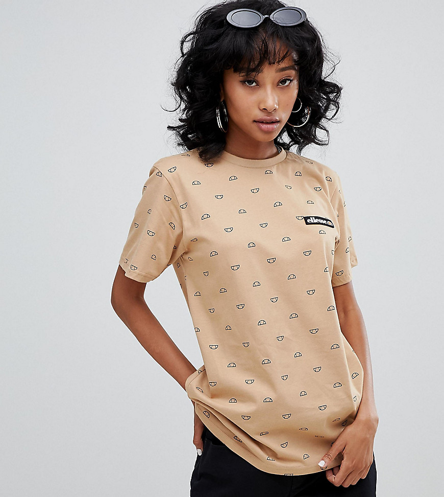 Ellesse T-Shirt With All Over Graphic Logo Print - Camel