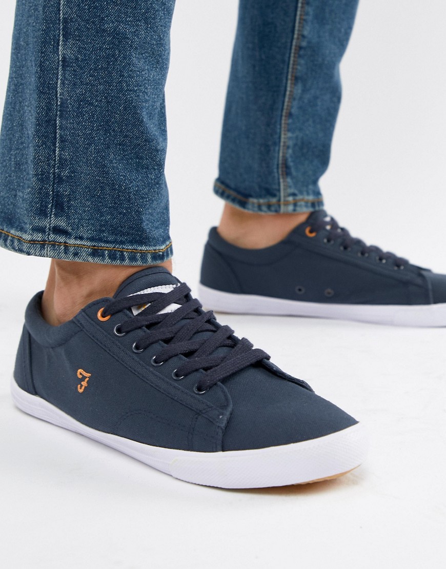 Farah Vintage Brucey Canvas Trainers in Navy