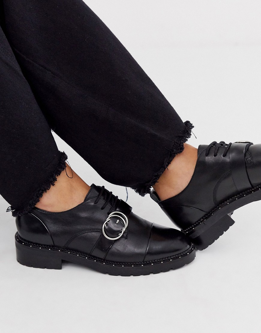 Bronx leather flat shoes in black