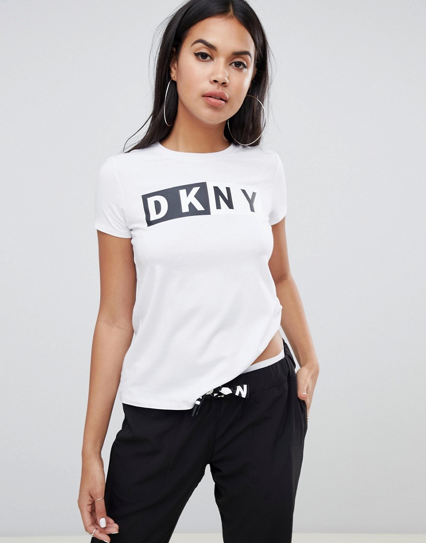 DKNY logo t shirt
