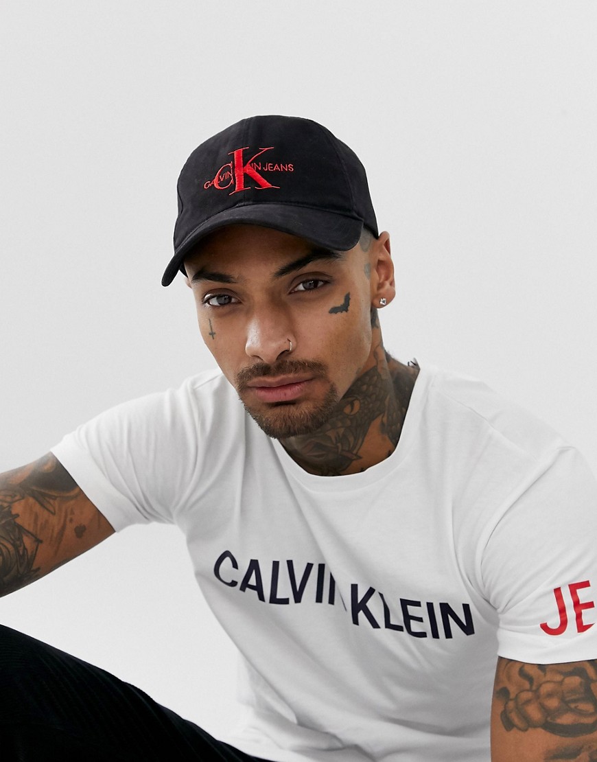 Calvin Klein Jeans vintage logo adjustable cap in black