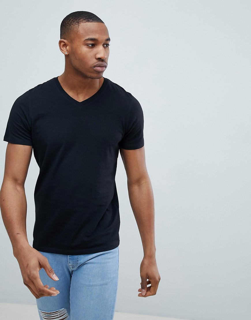 Jack & Jones Essentials slim fit v-neck t-shirt in black