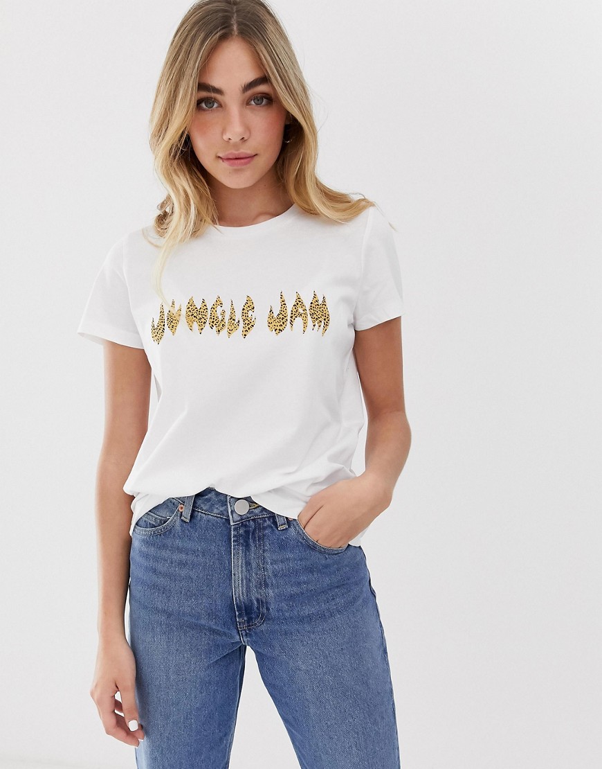 Moves By Minimum slogan t-shirt