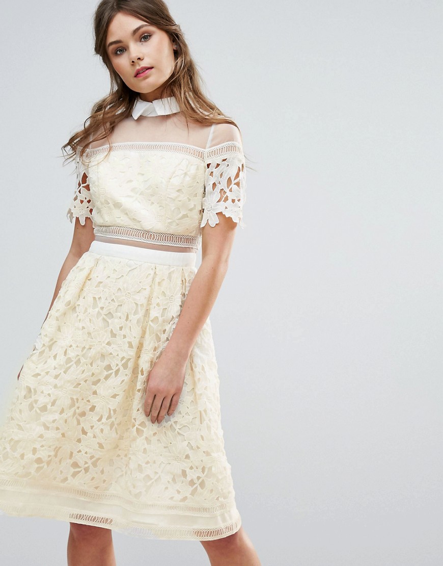 Chi Chi London Premium Lace Panelled Dress With Contrast Collar - Lemon