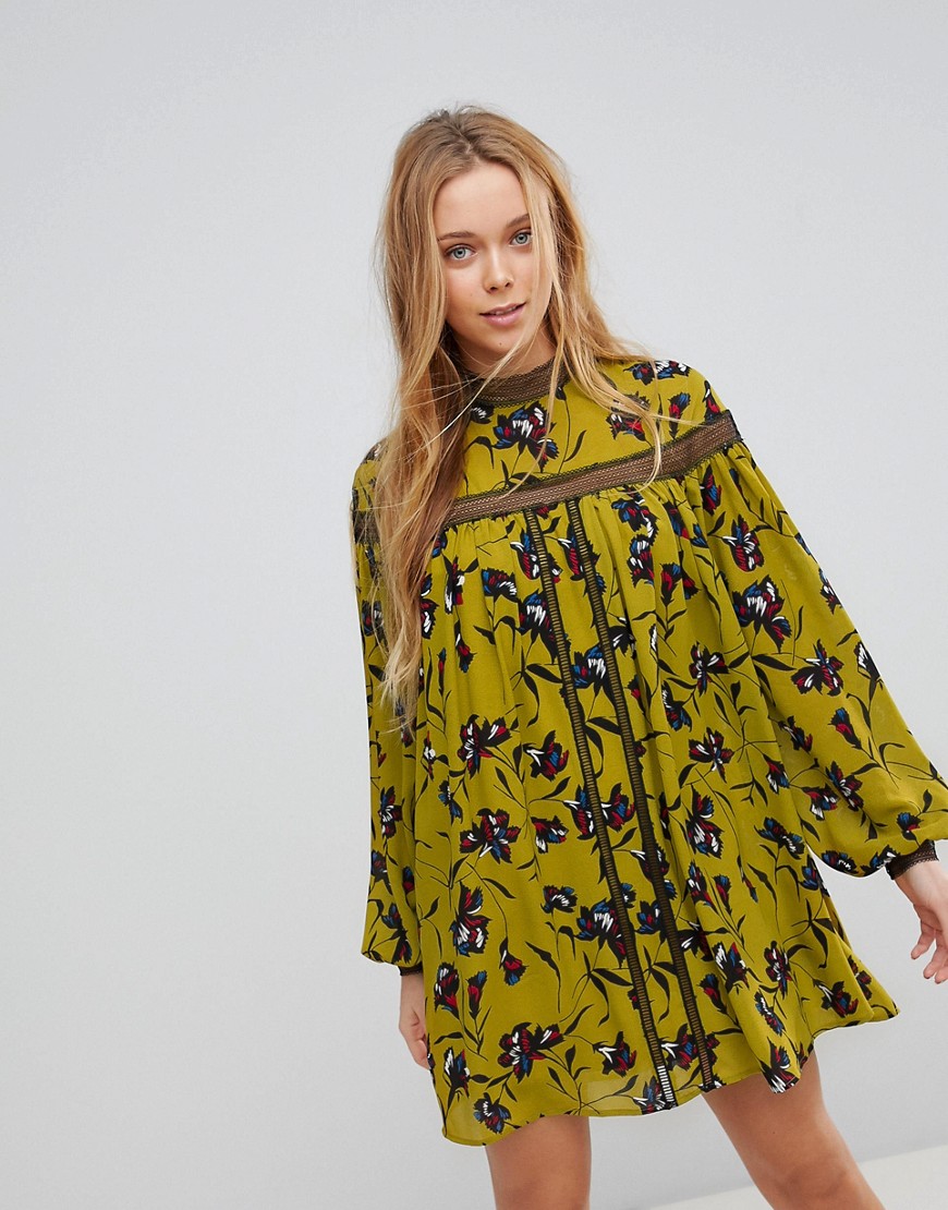 Liquorish Floral Print Shift Dress With Lace Detail - Mustard