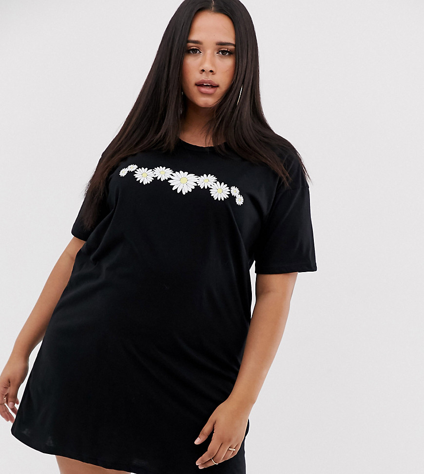 Wednesday's Girl Curve oversized t-shirt dress with daisy graphic