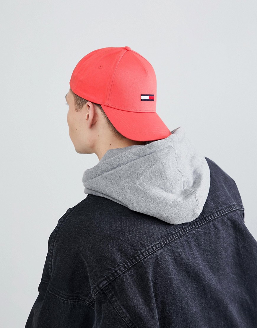 Tommy Jeans Flag Logo Baseball Cap in Bright Pink - Spiced coral