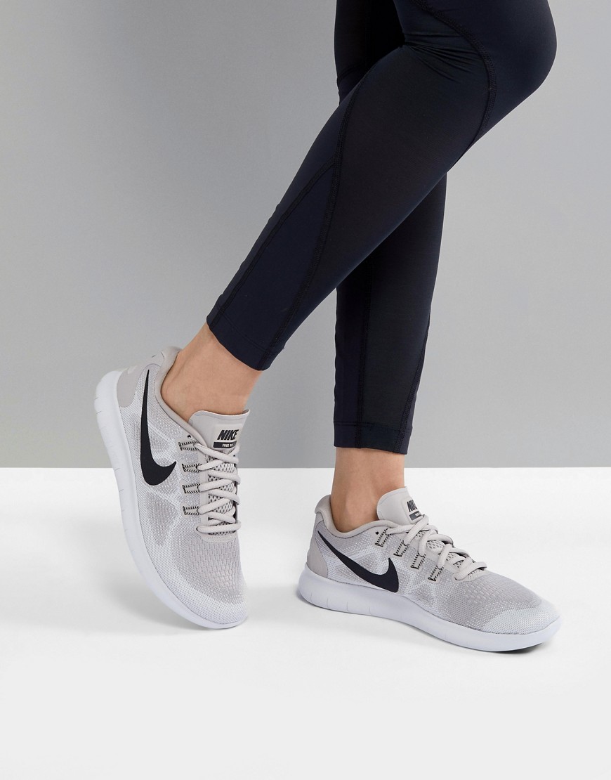 Nike Running Free Run Trainers In Silver