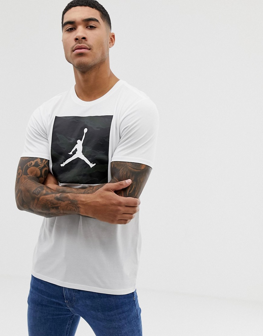 Nike Jordan Iconic 23/7 Box Logo T-Shirt In White